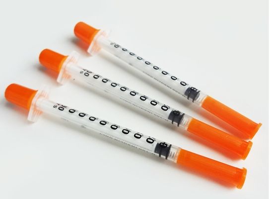 実用的な糖尿病用使い捨て注射注射器 0. 3ml 0. 5ml 1ml プラスチック素材